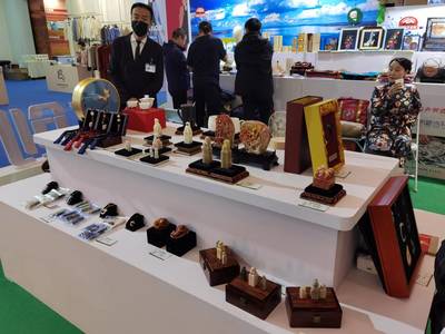 赤峰文旅閃耀“赤峰好物進北京”活動，文化用品盡顯民族魅力