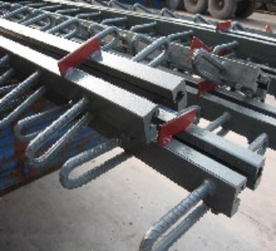 昆明天林廠商低價促銷 D80型公路橋梁伸縮縫助力建造品質(zhì)工程